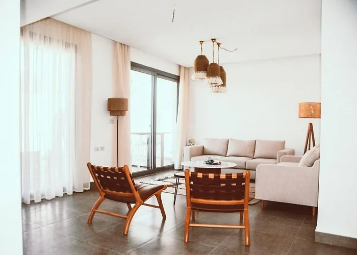 Villa Peaceful 3br At Sholan With Private Heated Pool